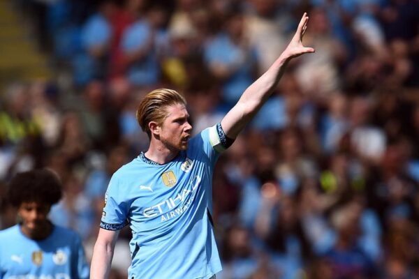 2025 04 12T122359Z 1761449594 UP1EL4C0YFYWK RTRMADP 3 SOCCER ENGLAND MCI CRY REPORT FieH37