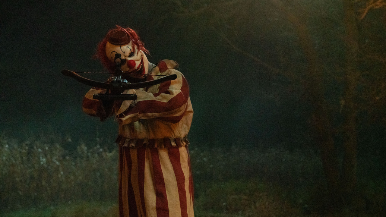 clown in a cornfield 2 Q9yUJD